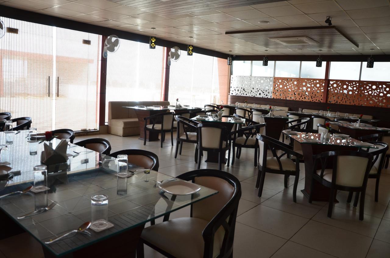 Hotel Fortune Blue Sikar Buitenkant foto