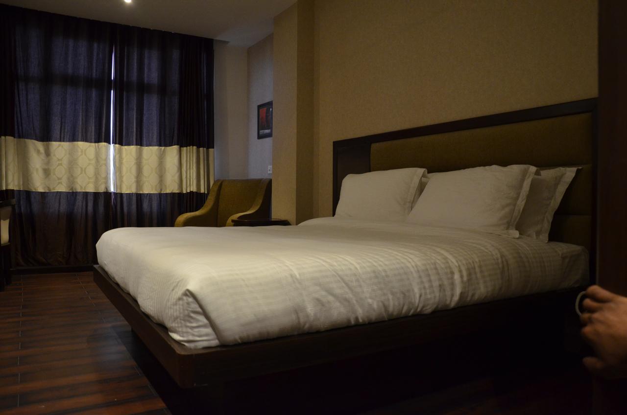 Hotel Fortune Blue Sikar Buitenkant foto