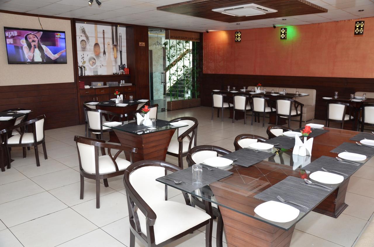 Hotel Fortune Blue Sikar Buitenkant foto